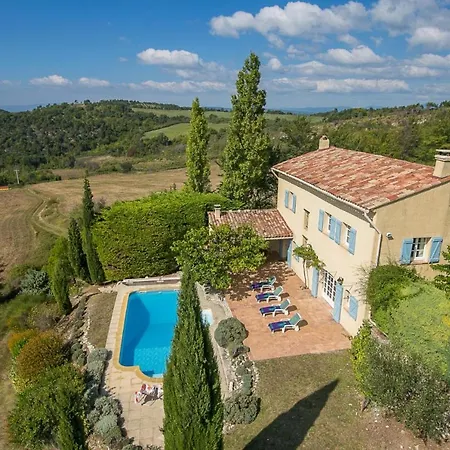 Sleeps 6 Pool Wifi