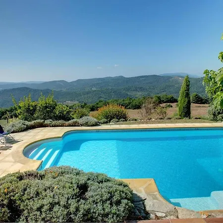 Sleeps 6 Pool Wifi