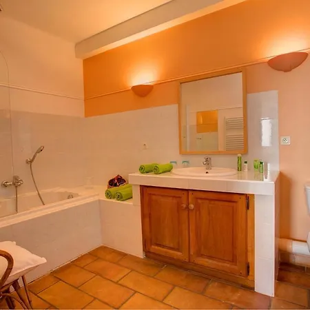 Sleeps 6 Pool Wifi *